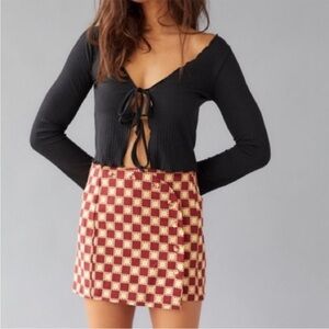 Urban outfitters red/cream checkered and starred mini skirt